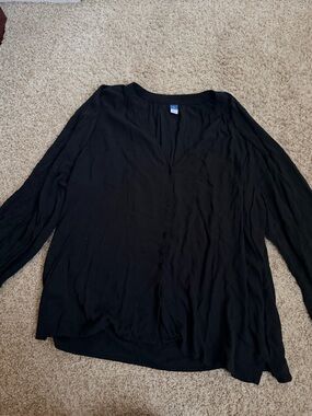 Old Navy Black V-Neck Button Blouse